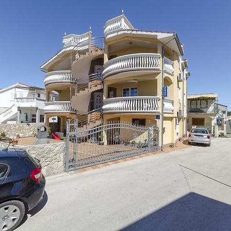Apartmani Ana Juricev Vodice Exterior foto
