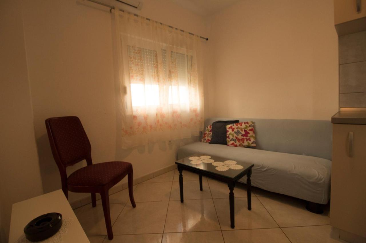 Apartmani Ana Juricev Vodice Exterior foto
