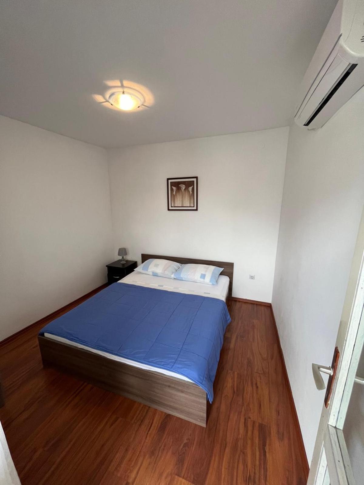 Apartmani Ana Juricev Vodice Exterior foto